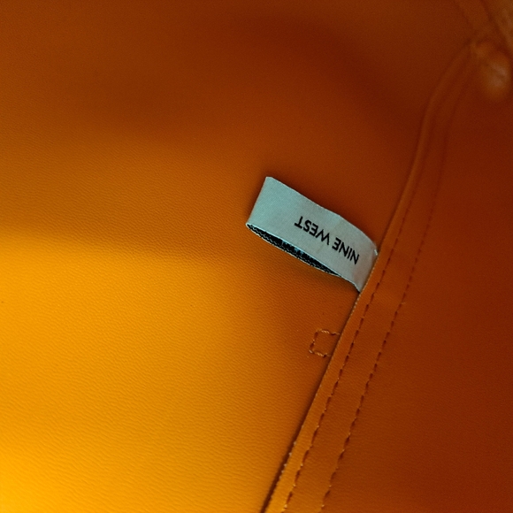 New Nine West Cream/Tan And Orange Women's Tote Bag. - Picture 10 of 10